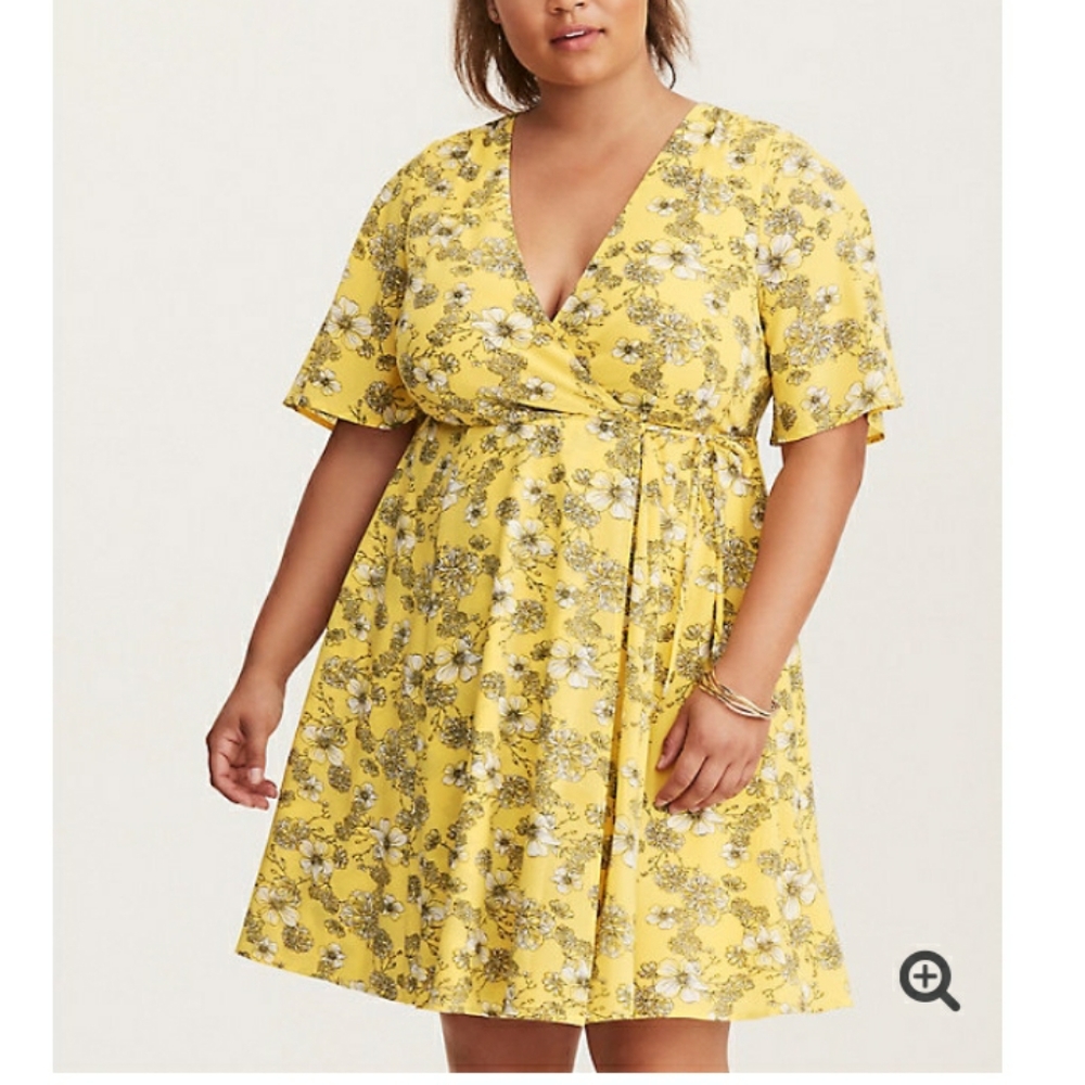 Torrid yellow FLORAL PRINT GEORGETTE WRAP DRESS